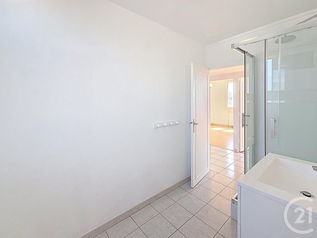 Appartement F4 &agrave; louer - 4 pi&egrave;ces - 55,90 m2 - Troyes - 10 - CHAMPAGNE-ARDENNE