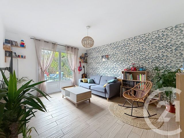 Maison &agrave; vendre - 4 pi&egrave;ces - 93 m2 - La Chapelle St Luc - 10 - CHAMPAGNE-ARDENNE