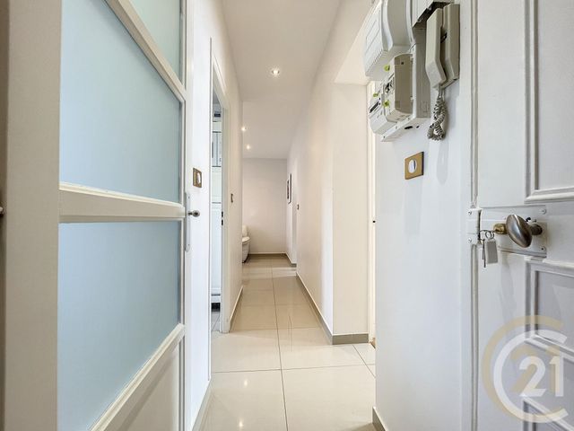 Appartement T3 &agrave; louer - 3 pi&egrave;ces - 47,30 m2 - Troyes - 10 - CHAMPAGNE-ARDENNE