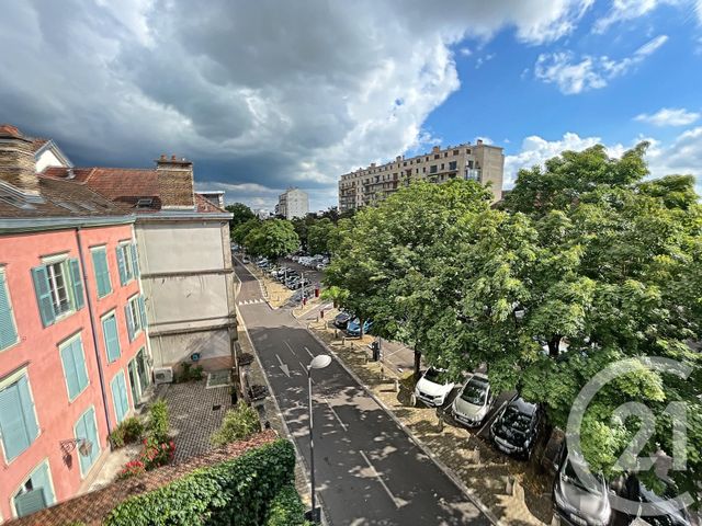 Appartement &agrave; louer - 5 pi&egrave;ces - 115 m2 - Troyes - 10 - CHAMPAGNE-ARDENNE