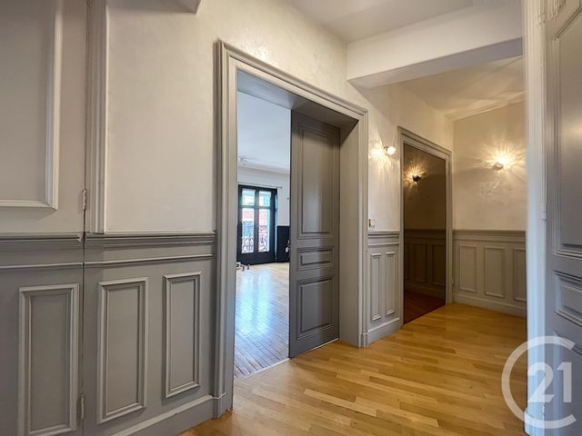 Appartement &agrave; louer - 5 pi&egrave;ces - 115 m2 - Troyes - 10 - CHAMPAGNE-ARDENNE