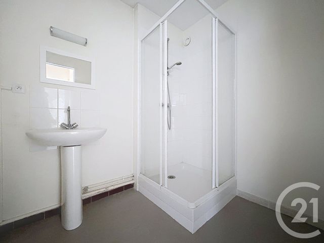 Appartement &agrave; louer - 3 pi&egrave;ces - 86,90 m2 - Troyes - 10 - CHAMPAGNE-ARDENNE