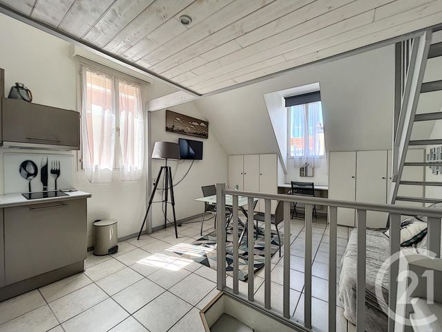 Appartement Studio &agrave; louer - 1 pi&egrave;ce - 24,60 m2 - Troyes - 10 - CHAMPAGNE-ARDENNE