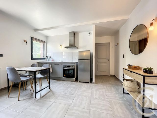 Appartement T2 &agrave; louer - 2 pi&egrave;ces - 37 m2 - Troyes - 10 - CHAMPAGNE-ARDENNE