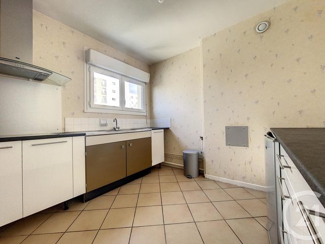 Appartement F1 &agrave; louer - 1 pi&egrave;ce - 37 m2 - St Andre Les Vergers - 10 - CHAMPAGNE-ARDENNE