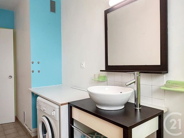 Appartement F1 &agrave; louer - 1 pi&egrave;ce - 44 m2 - St Julien Les Villas - 10 - CHAMPAGNE-ARDENNE