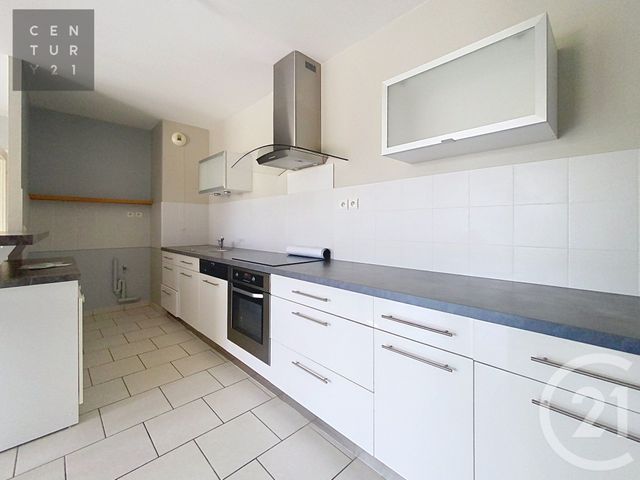 Appartement &agrave; louer - 3 pi&egrave;ces - 66,30 m2 - Troyes - 10 - CHAMPAGNE-ARDENNE