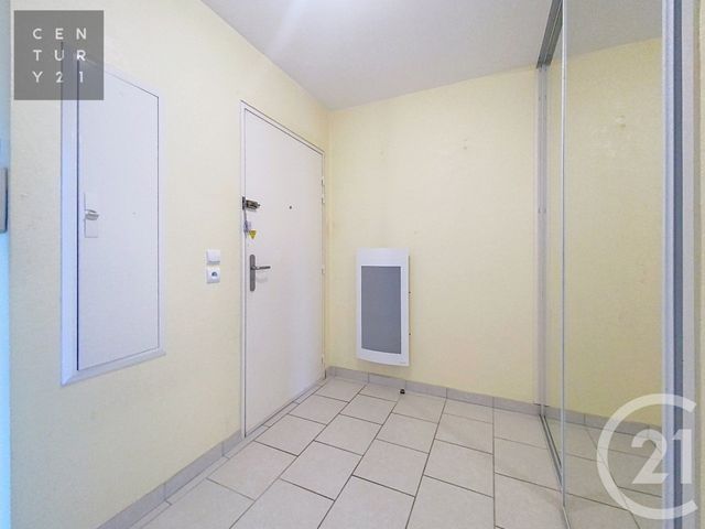 Appartement &agrave; louer - 3 pi&egrave;ces - 66,30 m2 - Troyes - 10 - CHAMPAGNE-ARDENNE