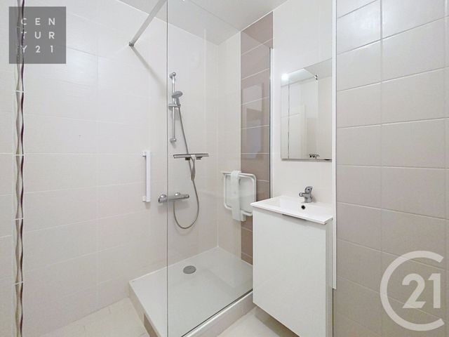 Appartement &agrave; louer - 3 pi&egrave;ces - 66,30 m2 - Troyes - 10 - CHAMPAGNE-ARDENNE