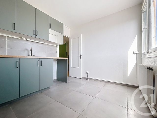 Appartement F3 &agrave; louer - 3 pi&egrave;ces - 75 m2 - Troyes - 10 - CHAMPAGNE-ARDENNE