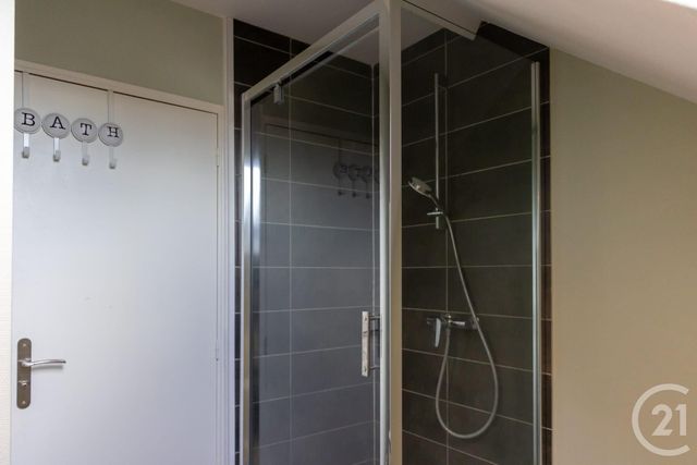 Appartement Chambre &agrave; louer - 1 pi&egrave;ce - 10 m2 - Troyes - 10 - CHAMPAGNE-ARDENNE
