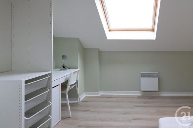 Appartement Chambre &agrave; louer - 1 pi&egrave;ce - 10 m2 - Troyes - 10 - CHAMPAGNE-ARDENNE