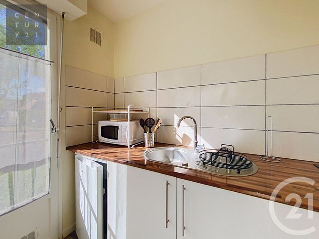 Appartement Studio &agrave; louer - 1 pi&egrave;ce - 25,70 m2 - Troyes - 10 - CHAMPAGNE-ARDENNE