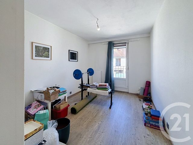 Appartement F5 &agrave; louer - 5 pi&egrave;ces - 105 m2 - St Andre Les Vergers - 10 - CHAMPAGNE-ARDENNE