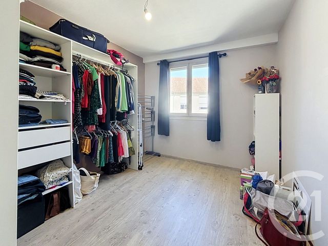 Appartement F5 &agrave; louer - 5 pi&egrave;ces - 105 m2 - St Andre Les Vergers - 10 - CHAMPAGNE-ARDENNE