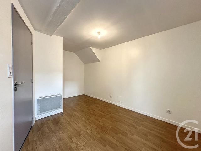 Appartement &agrave; louer - 3 pi&egrave;ces - 73 m2 - Troyes - 10 - CHAMPAGNE-ARDENNE