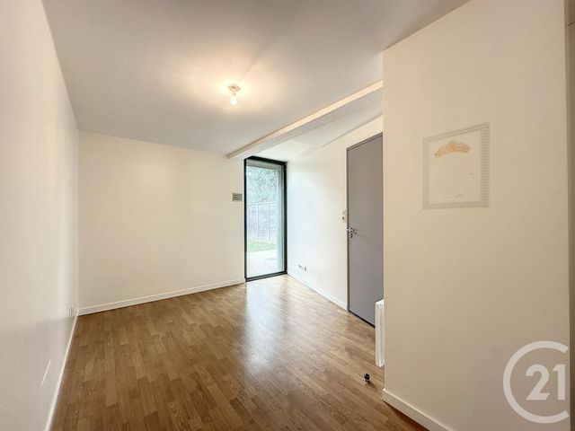 Appartement &agrave; louer - 3 pi&egrave;ces - 73 m2 - Troyes - 10 - CHAMPAGNE-ARDENNE