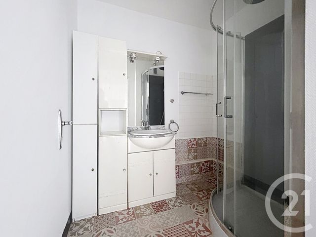 Appartement &agrave; louer - 2 pi&egrave;ces - 53 m2 - Troyes - 10 - CHAMPAGNE-ARDENNE