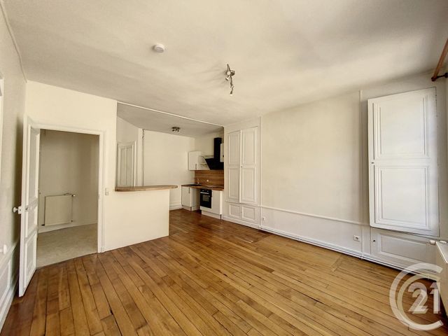 Appartement T3 &agrave; louer - 3 pi&egrave;ces - 62,81 m2 - Troyes - 10 - CHAMPAGNE-ARDENNE