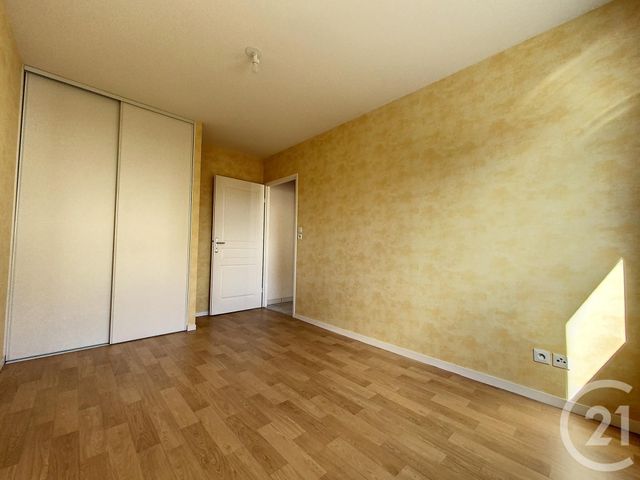 Appartement F3 &agrave; louer - 3 pi&egrave;ces - 67,89 m2 - Troyes - 10 - CHAMPAGNE-ARDENNE