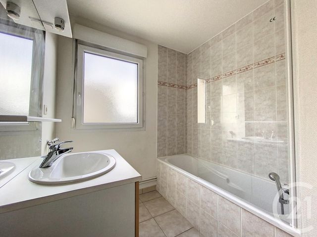 Appartement F3 &agrave; louer - 3 pi&egrave;ces - 67,89 m2 - Troyes - 10 - CHAMPAGNE-ARDENNE