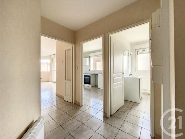 Appartement F3 &agrave; louer - 3 pi&egrave;ces - 67,89 m2 - Troyes - 10 - CHAMPAGNE-ARDENNE