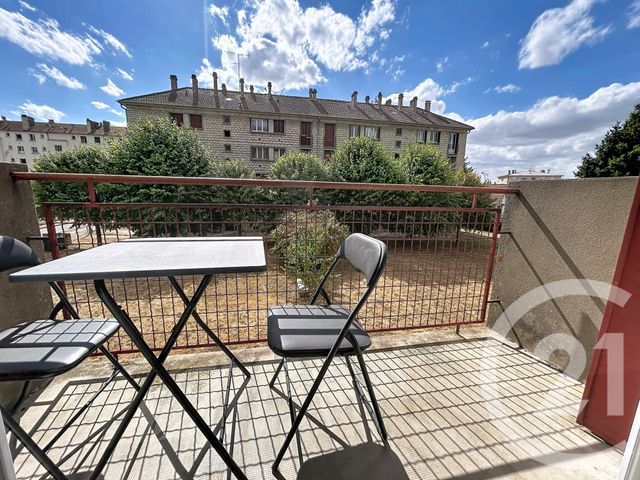 Appartement F4 &agrave; louer - 4 pi&egrave;ces - 66,92 m2 - La Chapelle St Luc - 10 - CHAMPAGNE-ARDENNE