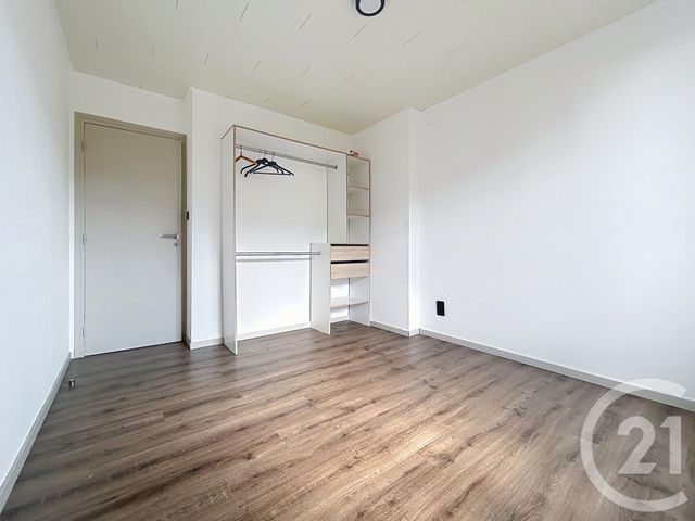 Appartement F4 &agrave; louer - 4 pi&egrave;ces - 66,92 m2 - La Chapelle St Luc - 10 - CHAMPAGNE-ARDENNE