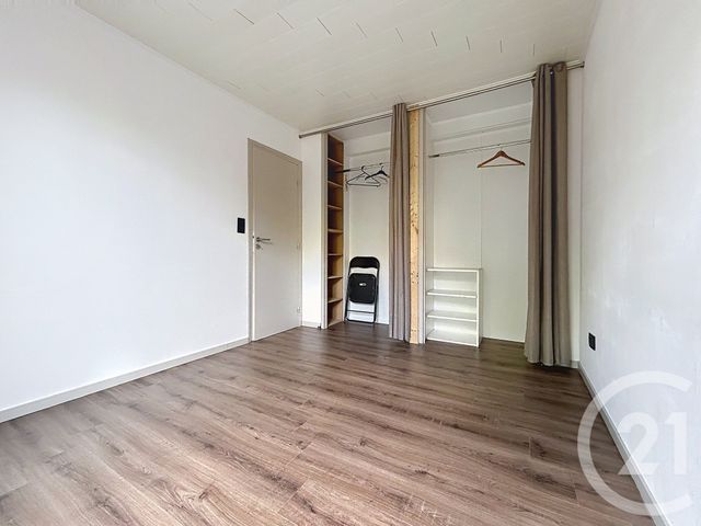 Appartement F4 &agrave; louer - 4 pi&egrave;ces - 66,92 m2 - La Chapelle St Luc - 10 - CHAMPAGNE-ARDENNE