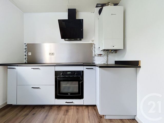 Appartement F4 &agrave; louer - 4 pi&egrave;ces - 66,92 m2 - La Chapelle St Luc - 10 - CHAMPAGNE-ARDENNE