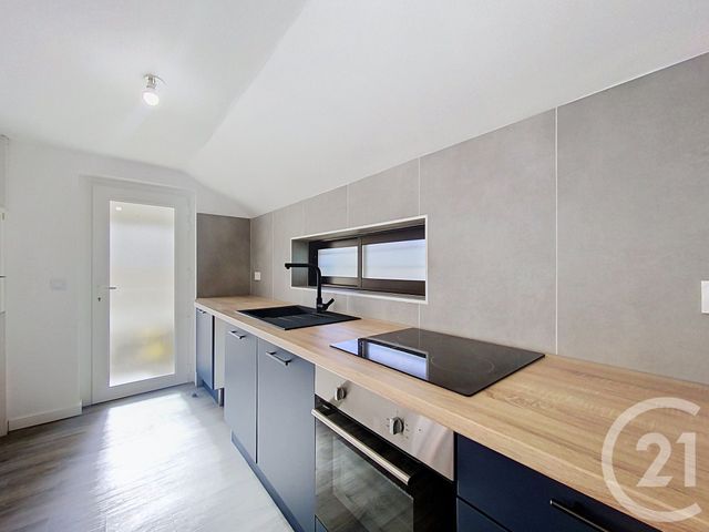 Maison &agrave; louer - 2 pi&egrave;ces - 62,45 m2 - Troyes - 10 - CHAMPAGNE-ARDENNE