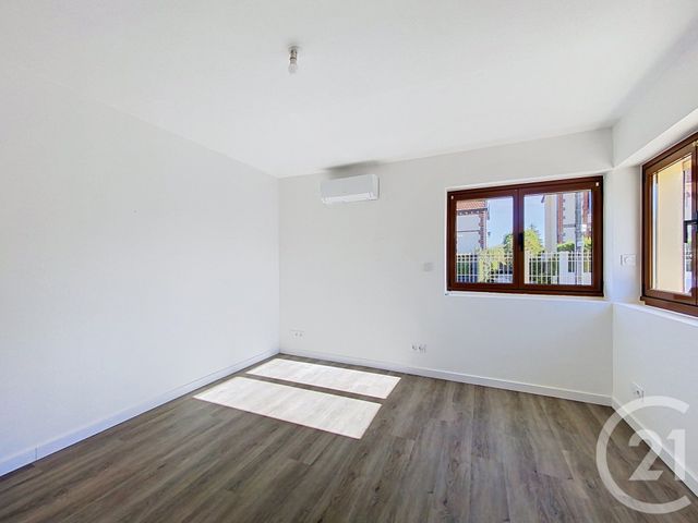 Maison &agrave; louer - 2 pi&egrave;ces - 62,45 m2 - Troyes - 10 - CHAMPAGNE-ARDENNE