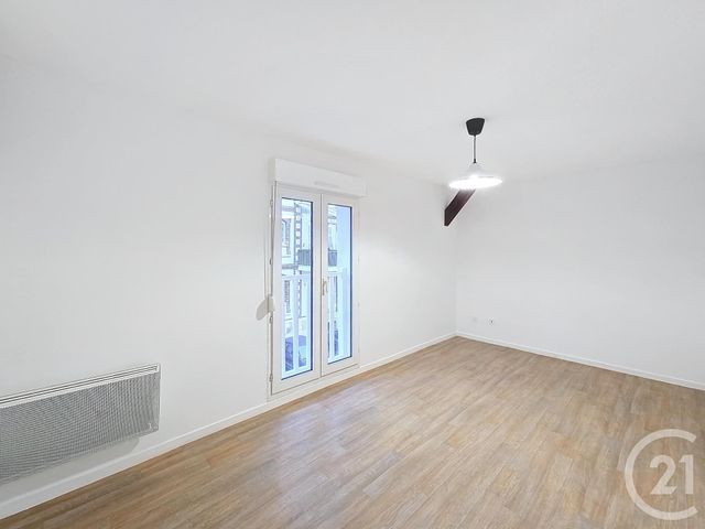 Appartement F4 &agrave; louer - 4 pi&egrave;ces - 84,60 m2 - Troyes - 10 - CHAMPAGNE-ARDENNE