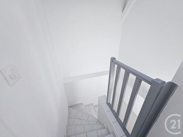 Appartement F4 &agrave; louer - 4 pi&egrave;ces - 84,60 m2 - Troyes - 10 - CHAMPAGNE-ARDENNE