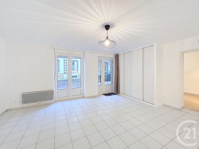 Appartement F4 &agrave; louer - 4 pi&egrave;ces - 84,60 m2 - Troyes - 10 - CHAMPAGNE-ARDENNE