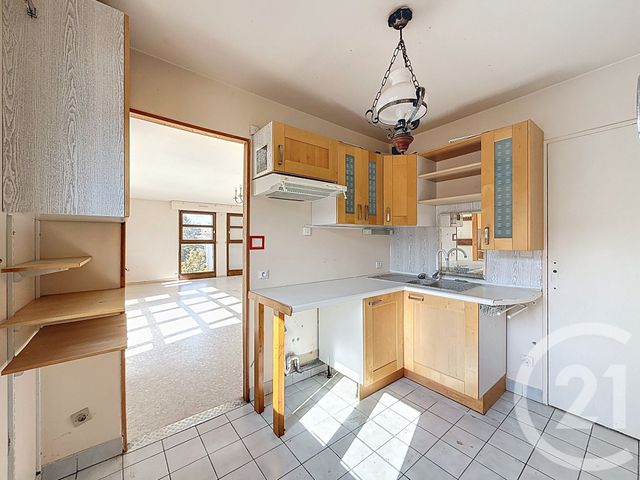 Appartement F3 à vendre - 3 pièces - 89,74 m2 - Provins - 77 - ILE-DE-FRANCE