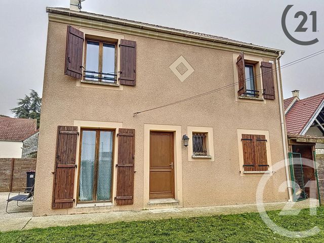 Maison à vendre - 4 pièces - 91,37 m2 - St Hilliers - 77 - ILE-DE-FRANCE