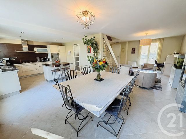 Maison à vendre - 7 pièces - 149,60 m2 - Longueville - 77 - ILE-DE-FRANCE