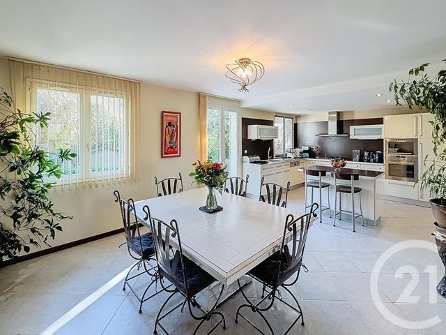 Maison à vendre - 7 pièces - 149,60 m2 - Longueville - 77 - ILE-DE-FRANCE