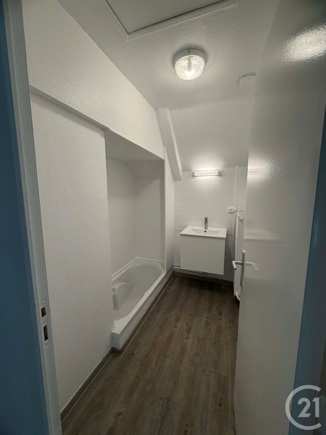 Appartement F4 à louer - 4 pièces - 63,34 m2 - Provins - 77 - ILE-DE-FRANCE