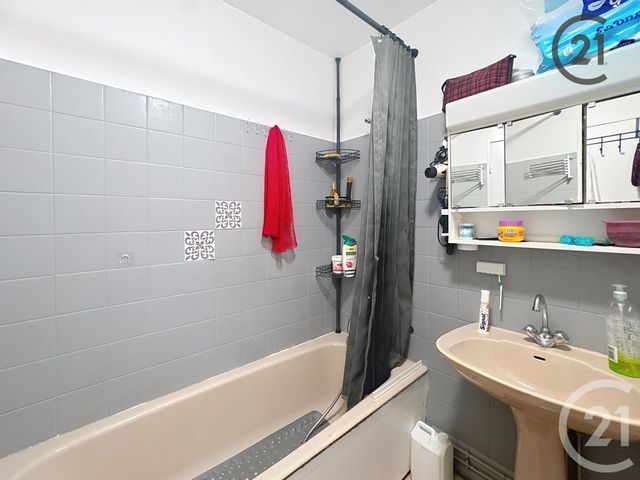 Afficher la photo en grand Appartement F1 à vendre - 1 pièce - 35,64 m2 - Provins - 77 - ILE-DE-FRANCE