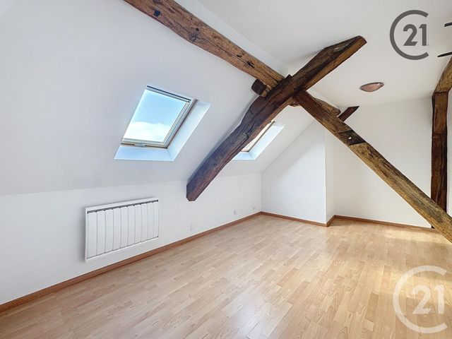 Afficher la photo en grand Appartement F3 à vendre - 4 pièces - 78 m2 - Provins - 77 - ILE-DE-FRANCE