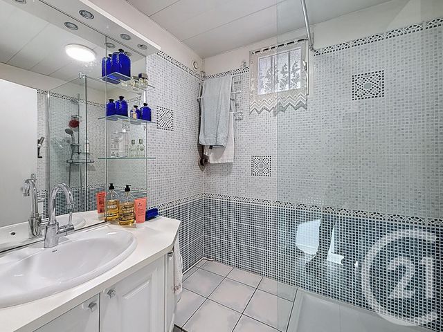 Appartement F3 à vendre - 3 pièces - 67,19 m2 - Provins - 77 - ILE-DE-FRANCE