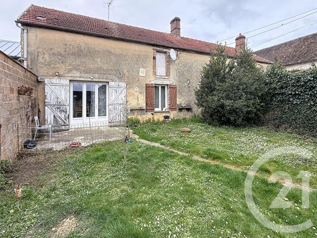 immeuble - ST LOUP DE NAUD - 77