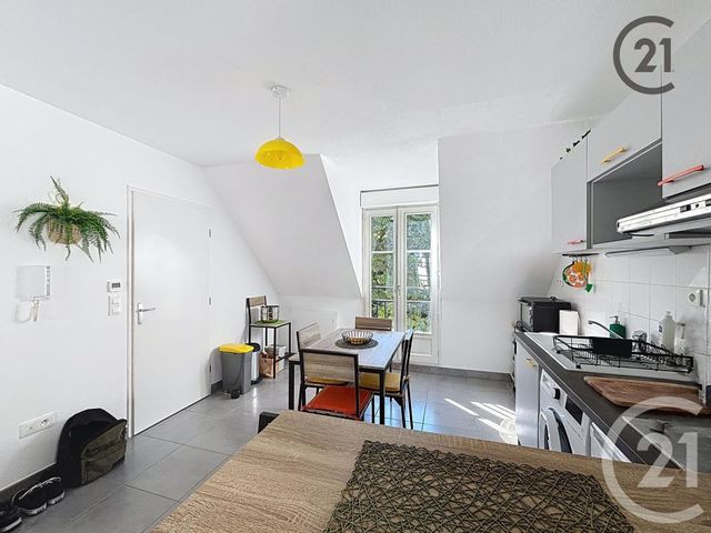 Afficher la photo en grand Appartement F1 à vendre - 1 pièce - 37 m2 - Provins - 77 - ILE-DE-FRANCE
