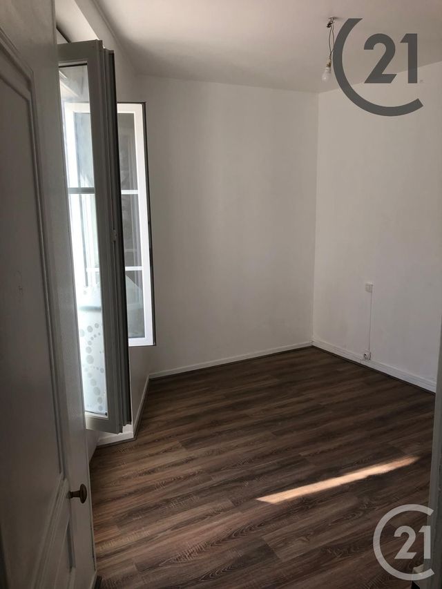 Immeuble à vendre - 408 m2 - Longueville - 77 - ILE-DE-FRANCE