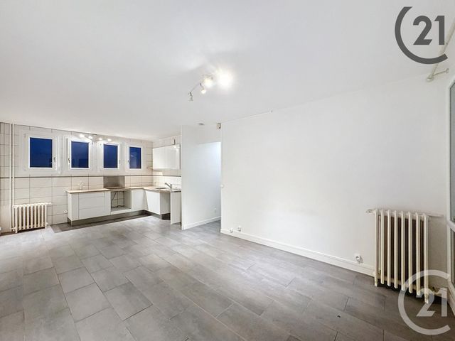 Appartement F4 à louer - 4 pièces - 63,23 m2 - Provins - 77 - ILE-DE-FRANCE
