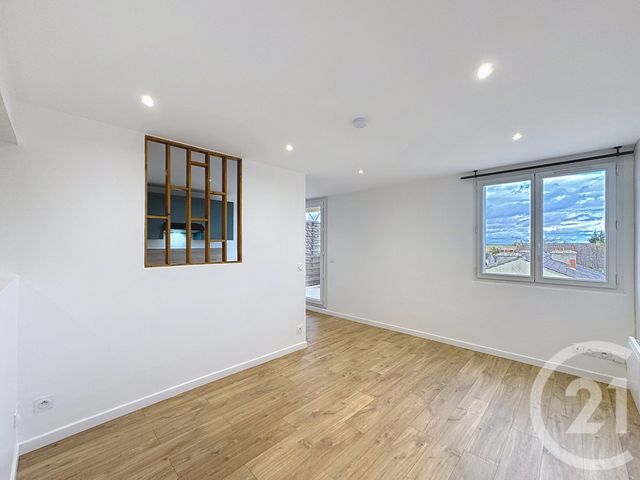 Afficher la photo en grand Appartement F2 à louer - 2 pièces - 42,08 m2 - Gouaix - 77 - ILE-DE-FRANCE