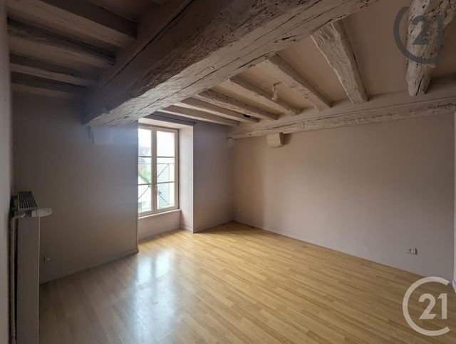 Appartement F4 à vendre - 4 pièces - 82,80 m2 - Provins - 77 - ILE-DE-FRANCE