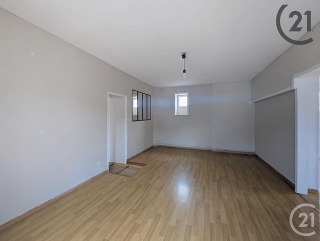 Appartement F4 à vendre - 4 pièces - 82,80 m2 - Provins - 77 - ILE-DE-FRANCE